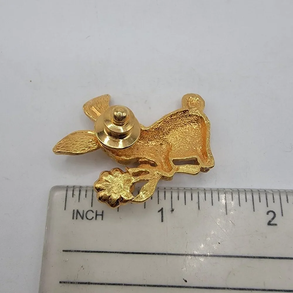 Vintage Easter Bunny Pin Rabbit Holding Pink Flower With Rhinestone‎ Brooch Pin